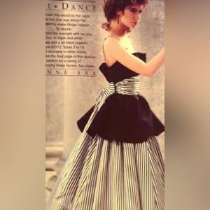 1980s Gunne Sax style 63112 black and white striped dress. Size 7